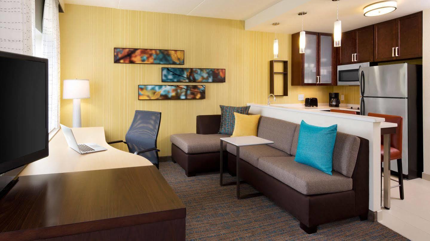 Residence Inn By Marriott Dallas By The Galleria Zewnętrze zdjęcie